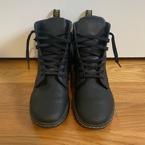 Dr. Martens- Women’s Size 9